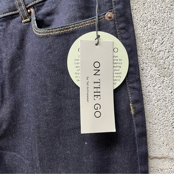 NWT On The Go Jeans - Picture 4 of 10
